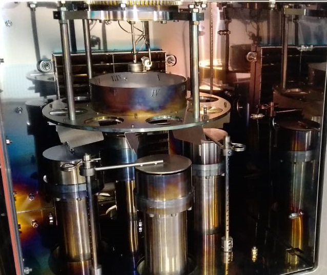 Магнетронное напыление в Дубне