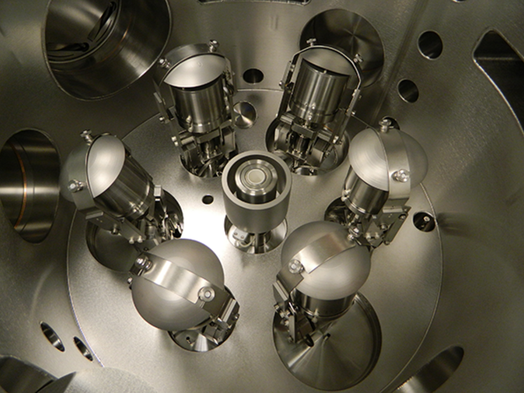 Магнетронное напыление (распыление) в Дубне